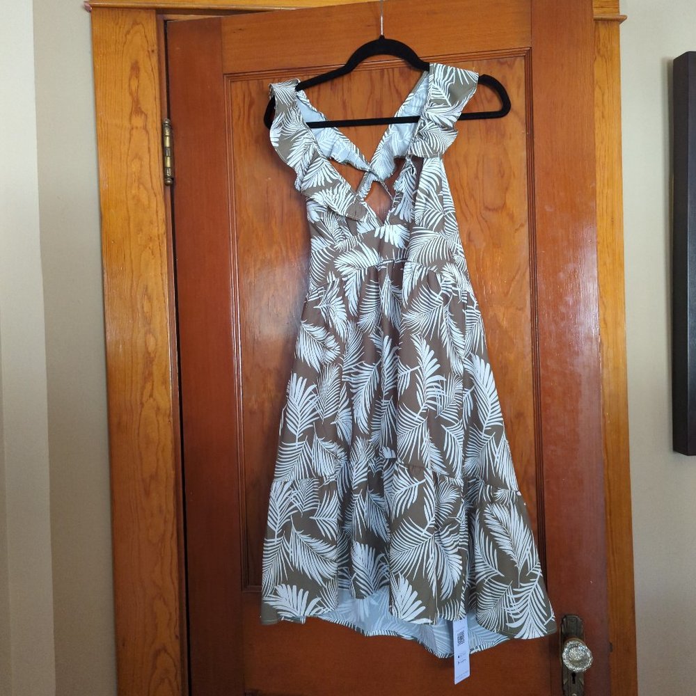 NEW Cupshe Palm Wrap Dress